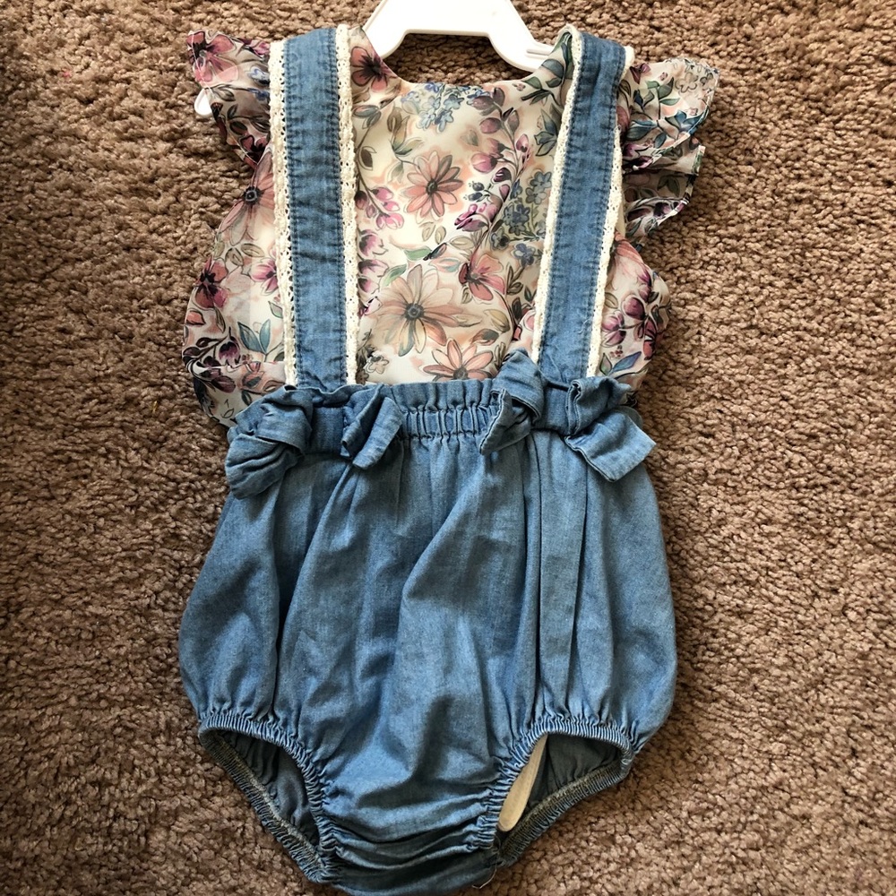 Adorable Baby girl Overall outfit 👛✨